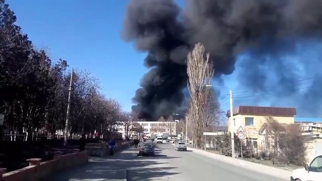 Пожар на бывшем заводе пластмасс смотреть онлайн