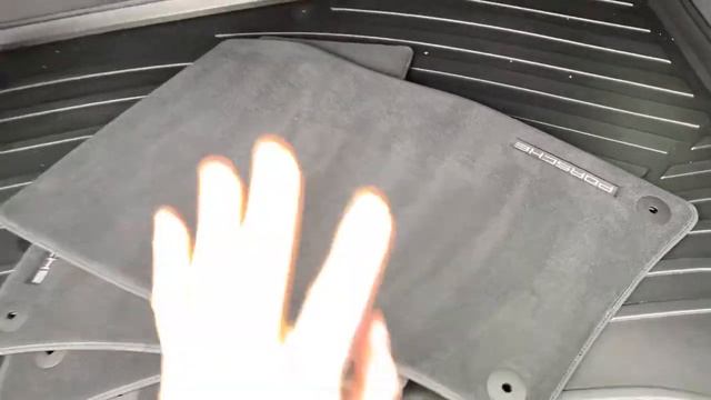 Feature Video Walk-around On 2017 Cayenne Platinum From Porsche Centre Edmonton