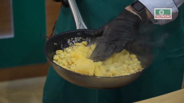 Гречневая лапша с мини кукурузой, брокколи и пепперони смотреть онлайн