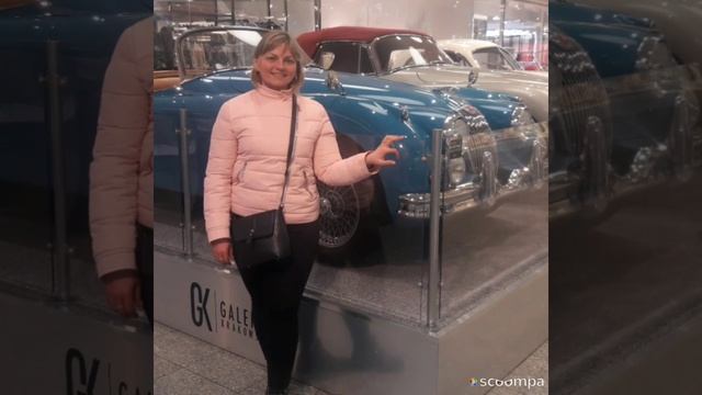Krakowska galeria. Выставка раритетных авто. Подарок мужу на 40 лет. смотреть онлайн
