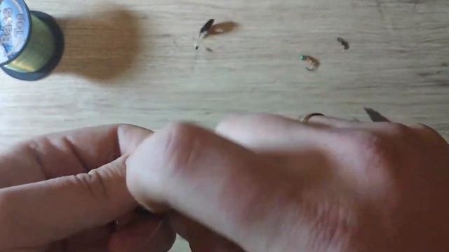 Микро снасть для рыбалки со льда и ловли карася, плотвы, окуня. смотреть онлайн