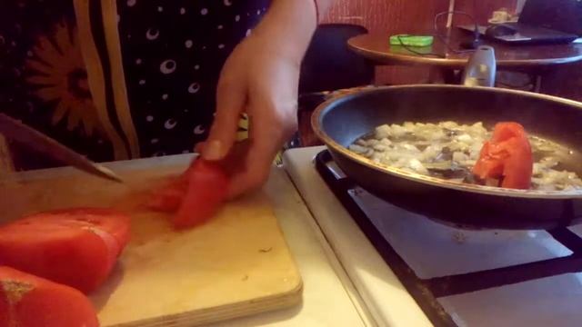 Тушёные помидоры смотреть онлайн