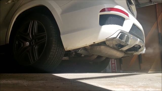 2015 Mercedes GL 63 AMG Cold Start