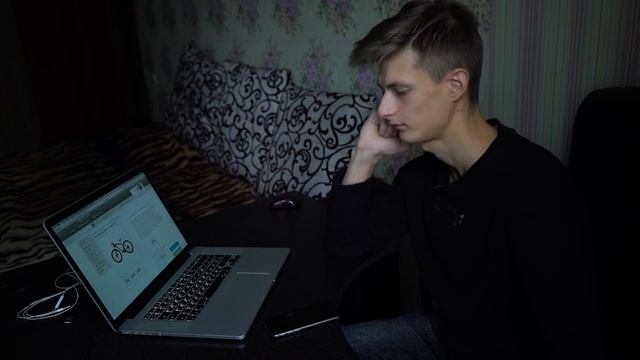 Велосипед BMW за 19900 рублей. Звонок в магазин. смотреть онлайн