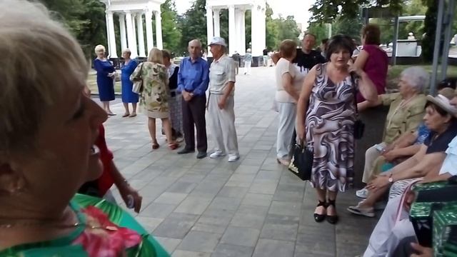 1480, 01.08.2021, Орёл, парк, песня, Верила, верила, верю, под гармошку, жители Орла поют, посиделк смотреть онлайн
