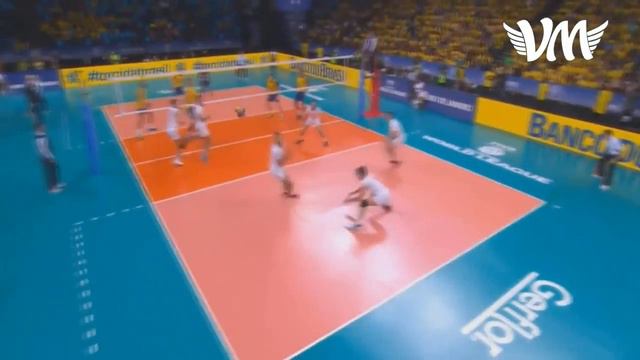 Powerfull Volleyball player Lucas Saatkamp |Amazing Spike смотреть онлайн