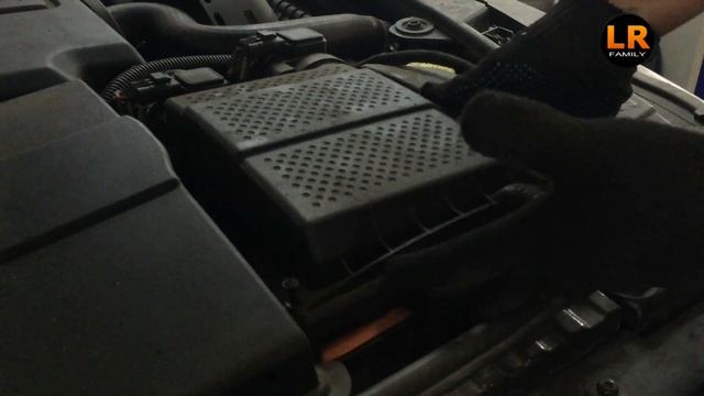 Замена воздушного фильтра Range Rover Sport 3,6 http://lrfamily.ru смотреть онлайн