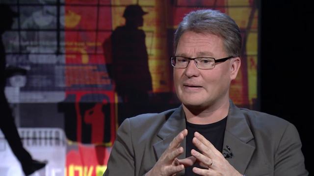 Astu tarinaan Mika Särkkä смотреть онлайн