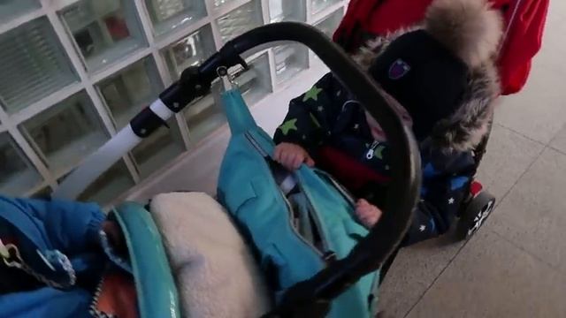 НА КРАСНУЮ ПЛОЩАДЬ С КОЛЯСКОЙ НА МЕТРО/ СЮРПРИЗ ОТ МУЖА смотреть онлайн