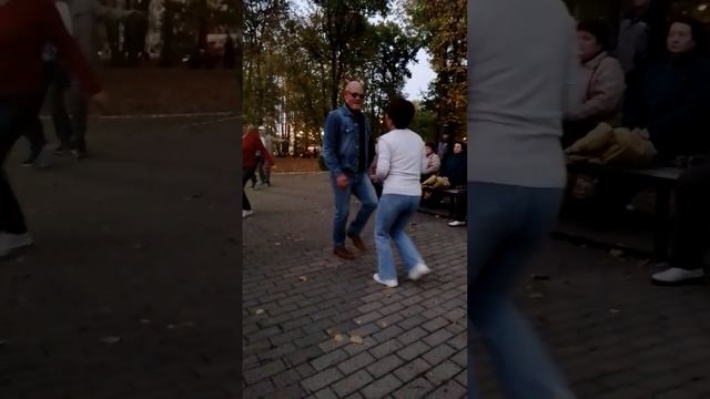 танцы кому заа.! Саранск. Пролетарский парк. 27 сентября. 2023.год. смотреть онлайн