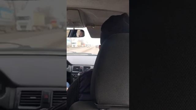 Брат из ТАДЖИКИСТАНА ЧИТАЕТ КРАСИВО КОРАН☝️☝️ смотреть онлайн