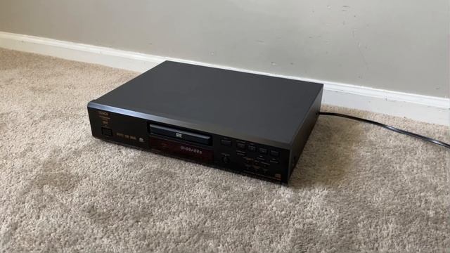 Denon DVD-2200 Single DVD Compact Disc Super Audio SACD CD Player смотреть онлайн