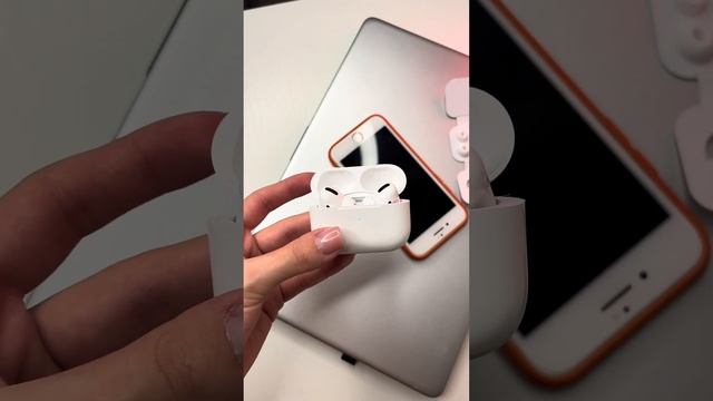 AirPods Pro - Синхронизируем наушники, чтобы не работали по отдельности #mobitop АРТИКУЛ WB12398029 смотреть онлайн