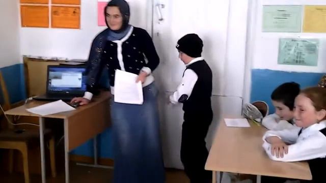 Сценка "Уважуха" в 4 классе "Изанинской СОШ" смотреть онлайн
