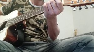 Тихо гаснет свет свечи