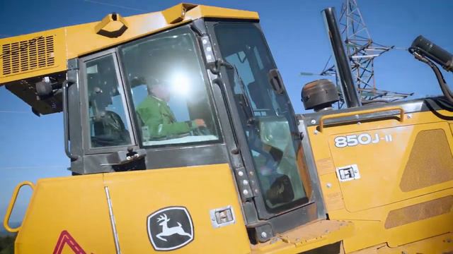 Бульдозер 850J II отзыв ООО фирма 'Майкопское ДРСУ' смотреть онлайн