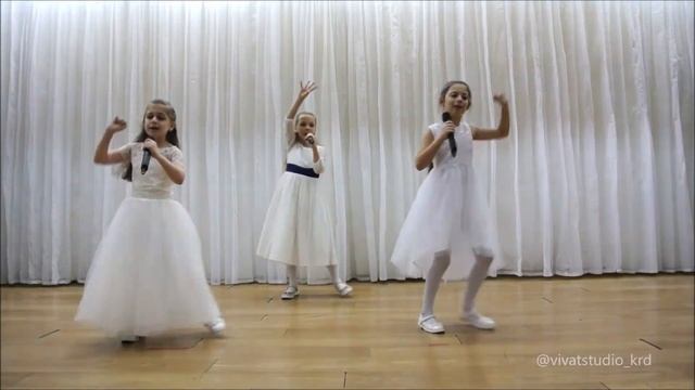 Вокальное трио с песней "Зима" - Арт-студия "Виват"(младшая вокальная группа),Краснодар т8989290839 смотреть онлайн