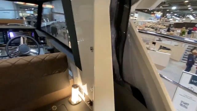 Новинка среди финских катеров Aquador 250HT