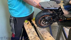 KUGOO KIRIN M5 PRO | ДОРОЖНЫЕ ПОКРЫШКИ CST 90/65-6.5 | ШИНОМОНТАЖ ЭЛЕКТРОСАМОКАТА