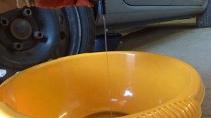 Замена топливного фильтра на renault clio II 1.4 v16 2004 г.