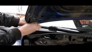 Установка газового упора капота Mazda CX7