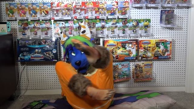 I Bought HORRIBLE Furry Things On Wish... смотреть онлайн