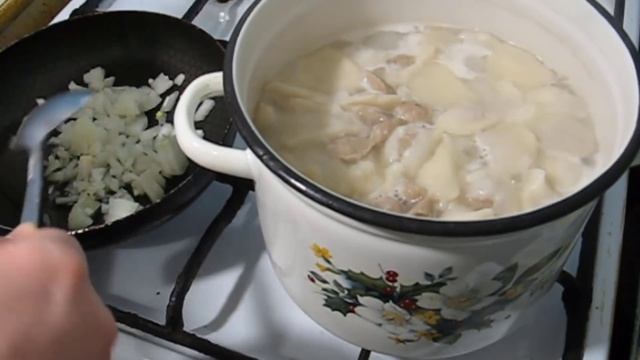 ПЕЛЬМЕННЫЙ ОБЕД: суп, макароны по-флотски, лазанья. МУЖСКАЯ КУЛИНАРИЯ. смотреть онлайн