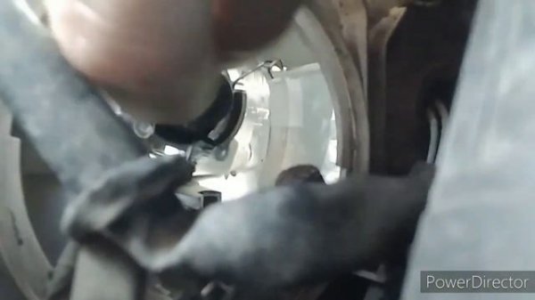 Ксенон. замена ламп Toyota Raum