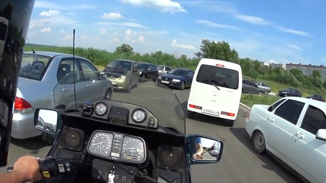 На мопеде с карданом по г. Крыжополю смотреть онлайн
