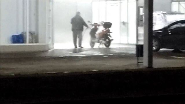 Мойка мопеда смотреть онлайн