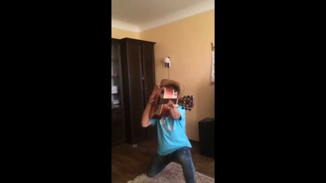 Стрельба из гитары. смотреть онлайн