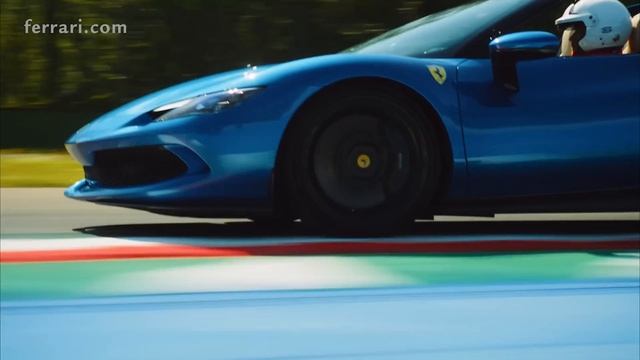 Carlos and Charles take the Ferrari 296 GTS for a spin смотреть онлайн