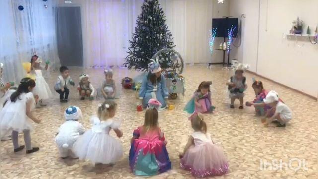 новогодний магазин игрушек младший возраст смотреть онлайн