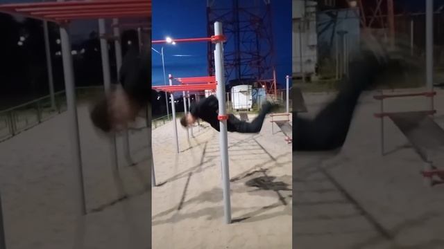 Все мои попытки сделать полумесяц (вместе с удачной) учусь делать полумесяц! смотреть онлайн