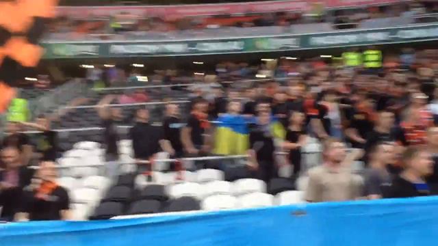 Ультрас Шахтаря на Донбас Арені Воины света! смотреть онлайн