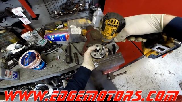 Audi S4 4.2L camshaft adjuster failure (timing codes and misfire) by Edge Motors смотреть онлайн