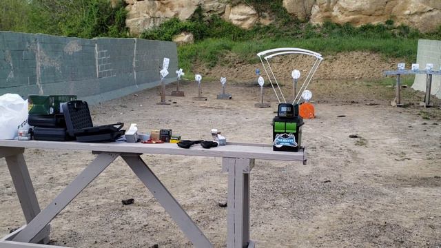 Taurus Judge Velocity Test 2" & 6" Barrel + Shotgun .45lc & .410 смотреть онлайн