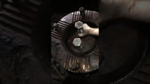 Замена сальника хвостовика Кпп ZF16S на маз