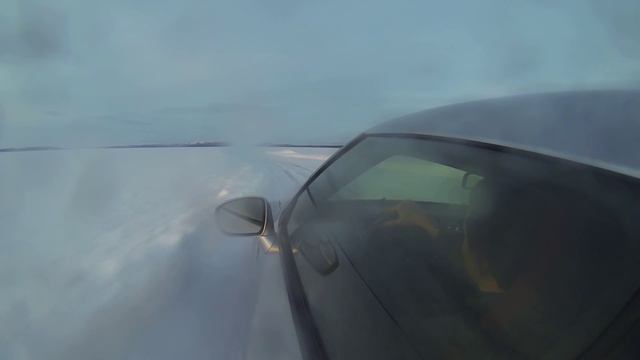 Nissan GT-R на трассе Lapland Ice Driving (2 круга) смотреть онлайн