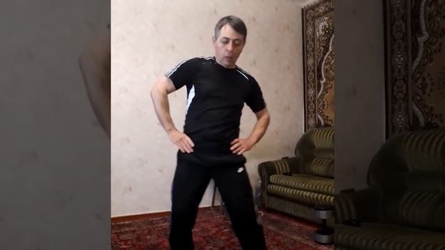 делаем УТРЕННЮЮ ЗАРЯДКУ ! смотреть онлайн