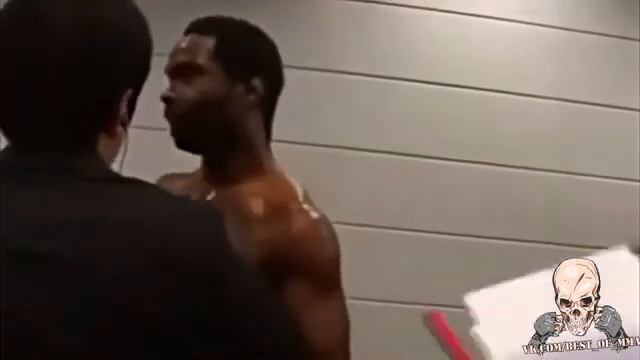 Перепалки между бойцами ufc из разных весовых.webm смотреть онлайн