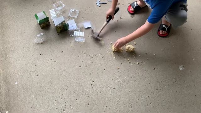 Open Minecraft mine kits!! (I gave up on the treasure chests) смотреть онлайн