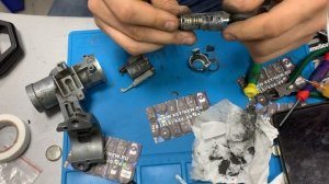 Заклинил замок зажигания Hyundai ремонт замка часть 3