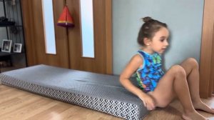 Учимся делать кувырок назад. Урок 6. Навыки гимнастики