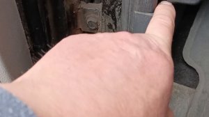 Не работают стеклоподъёмники  и не регулируются зеркала Лада Приора с водительской двери.