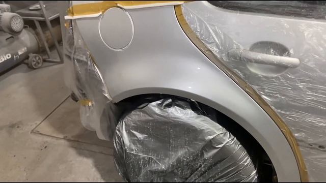 VW Golf. Подготовка и покраска крыла. Переход метталик. #метталик #автомаляр #рихтовкакузова смотреть онлайн