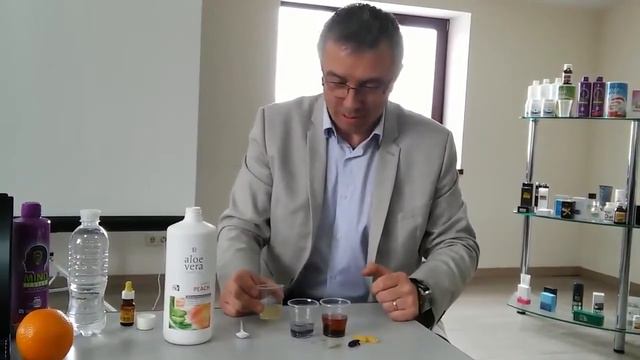 ФАНТАСТИКА Эксперимент с АЛОЭ гелем от LR - канал Светланы Кротковой смотреть онлайн