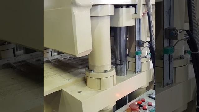 Гиперпресс для кирпича ПАК-300 смотреть онлайн