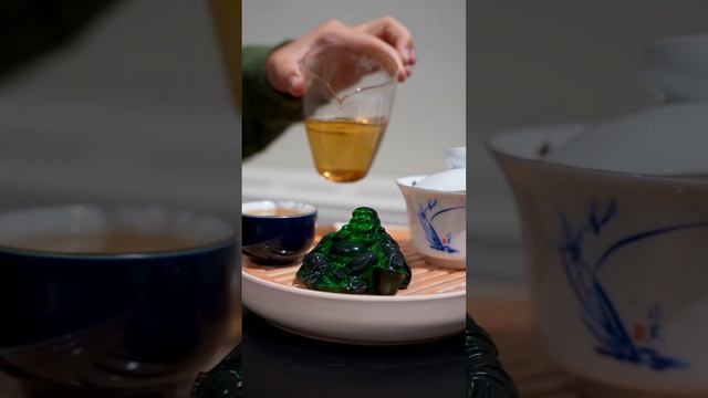 Чайные фигурки, меняющие цвет от температуры, на нашем сайте chaekshop.ru смотреть онлайн