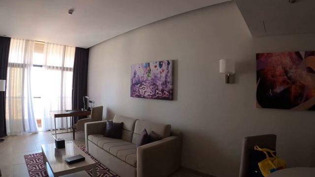 Обзор на отель Mercure Hotel Apartments Dubai Barsha Heights смотреть онлайн